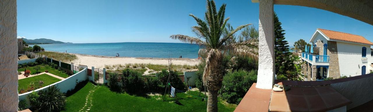 In Front Of The Beach - La Terrazza Sul Mare فلوميني دي كوارتو المظهر الخارجي الصورة