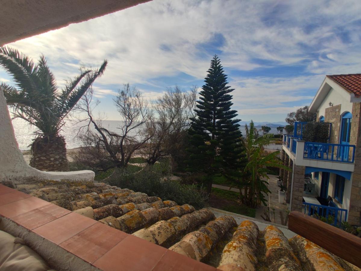 In Front Of The Beach - La Terrazza Sul Mare فلوميني دي كوارتو المظهر الخارجي الصورة