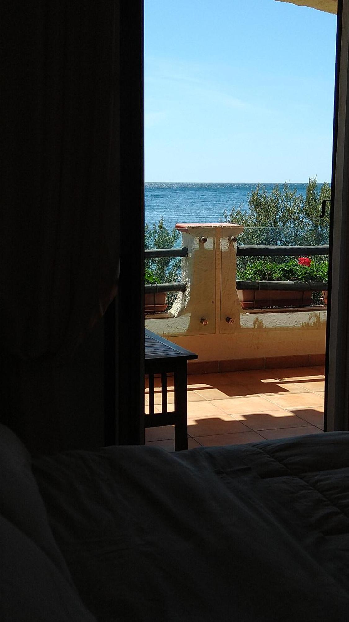 In Front Of The Beach - La Terrazza Sul Mare فلوميني دي كوارتو المظهر الخارجي الصورة