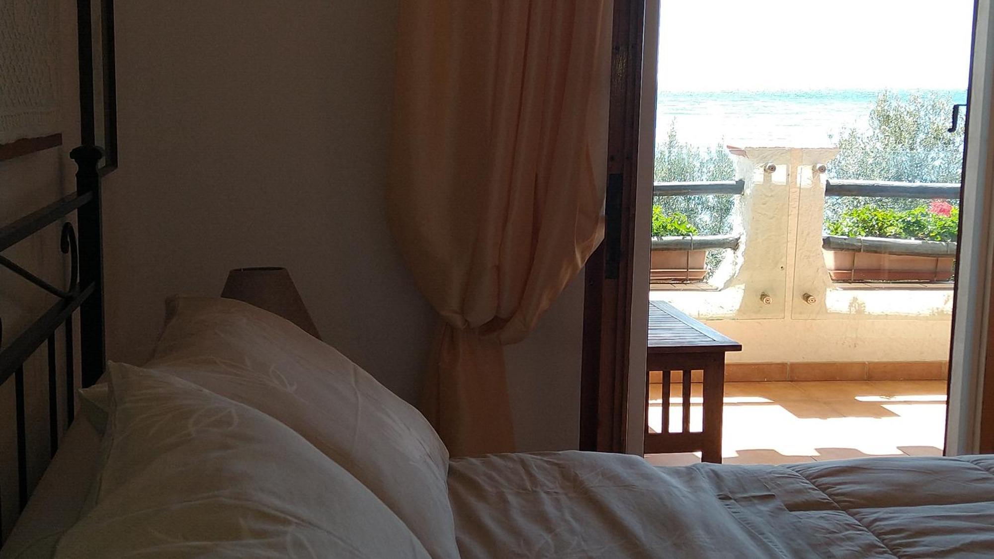 In Front Of The Beach - La Terrazza Sul Mare فلوميني دي كوارتو المظهر الخارجي الصورة